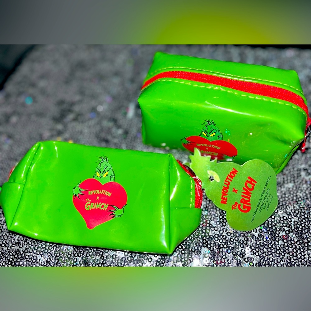 Revolution The Grinch Mini Pouch x 2